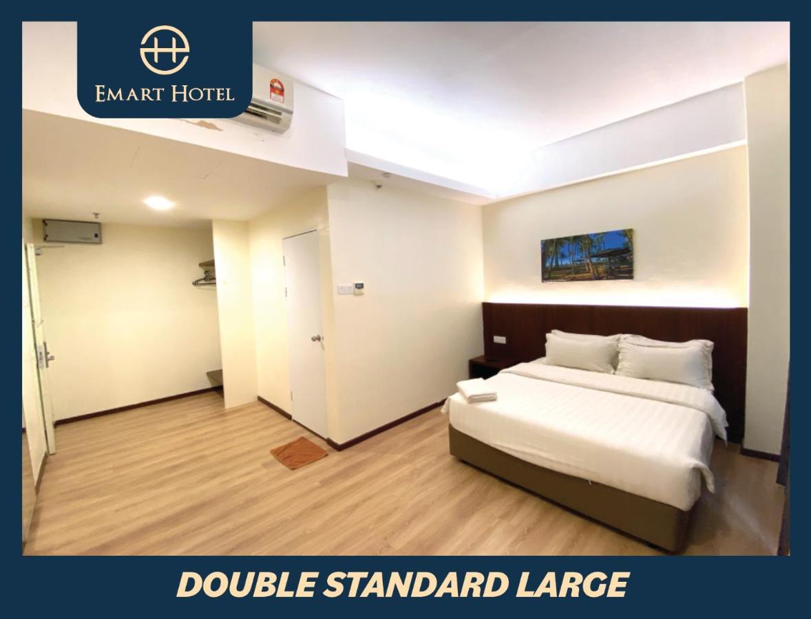 Emart Hotel 米里 外观 照片